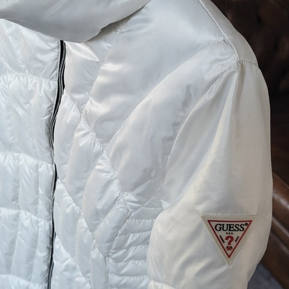 Guess White Down Puffer Jacket Medium - Picture 5 of 8